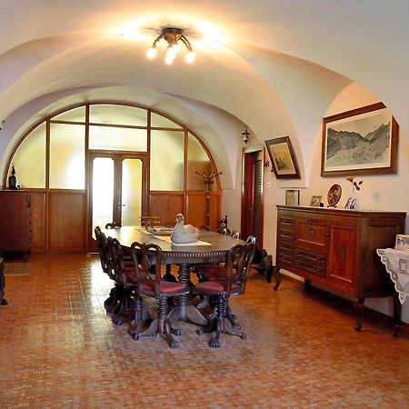 B&B Ca Dei Baroni Pellizzano Eksteriør bilde