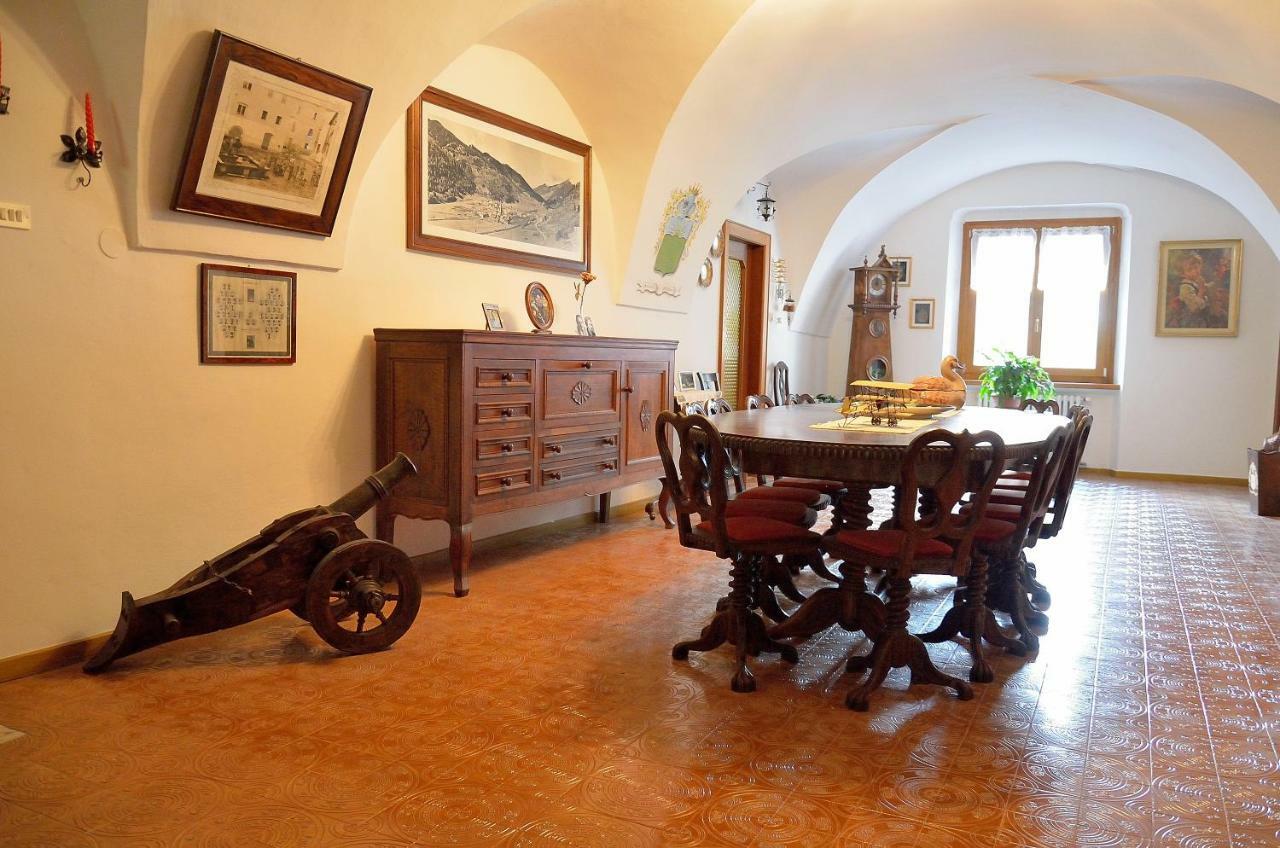 B&B Ca Dei Baroni Pellizzano Eksteriør bilde