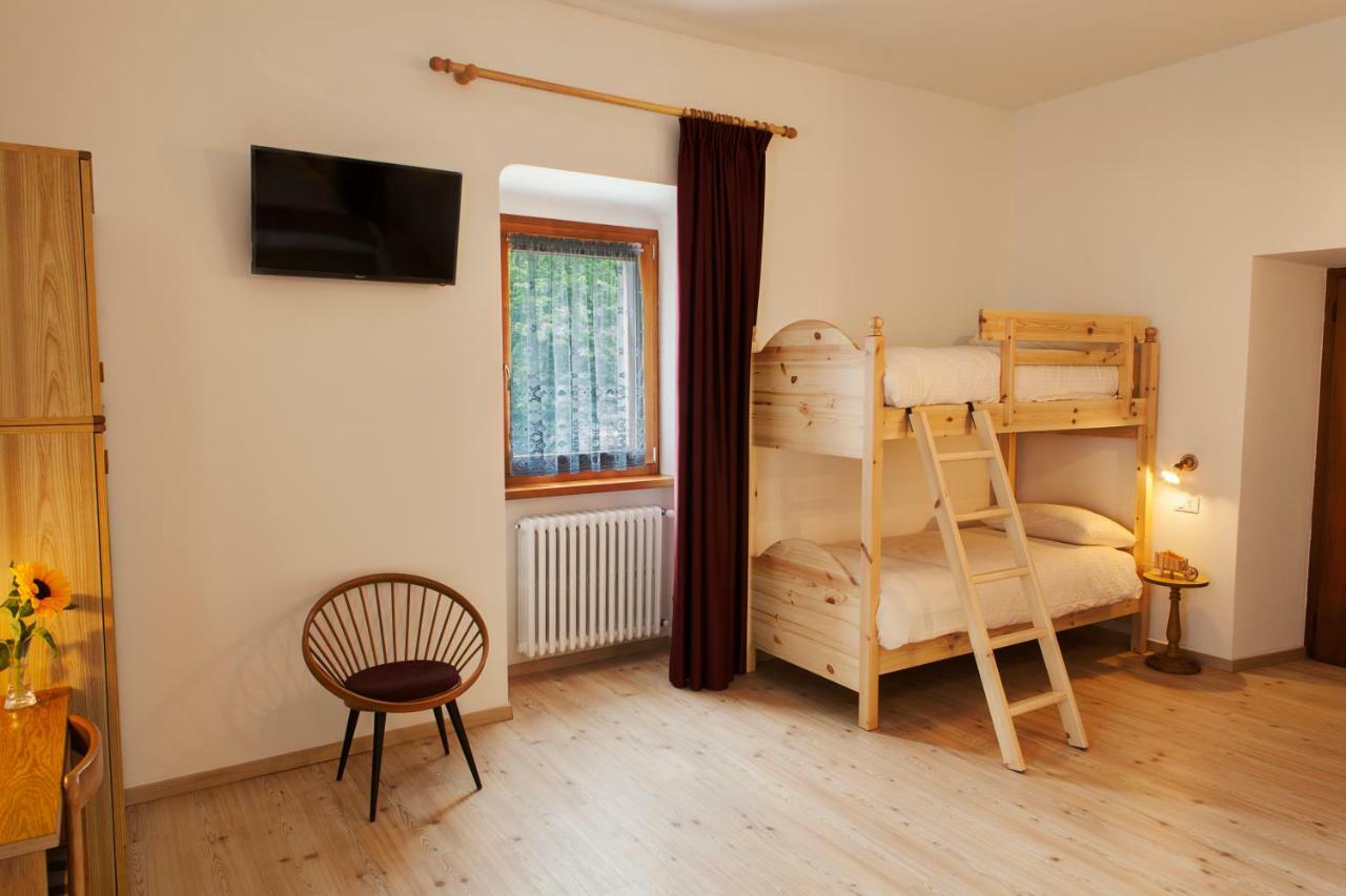 B&B Ca Dei Baroni Pellizzano Eksteriør bilde