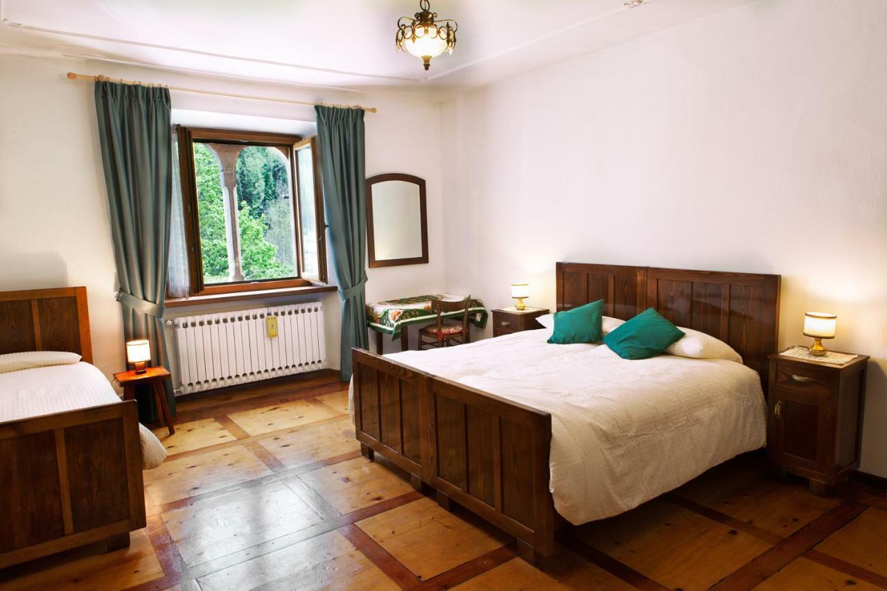 B&B Ca Dei Baroni Pellizzano Eksteriør bilde