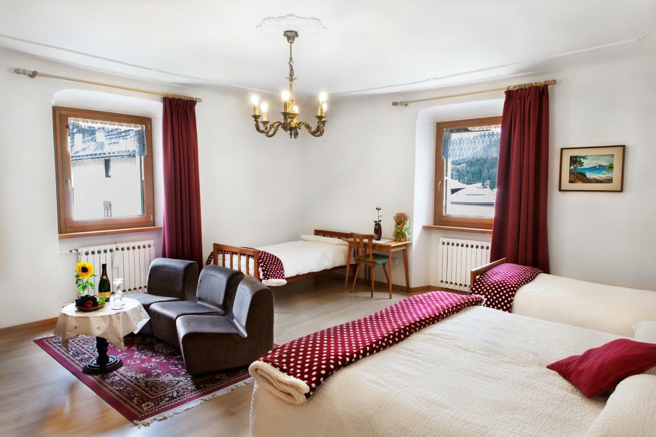 B&B Ca Dei Baroni Pellizzano Eksteriør bilde