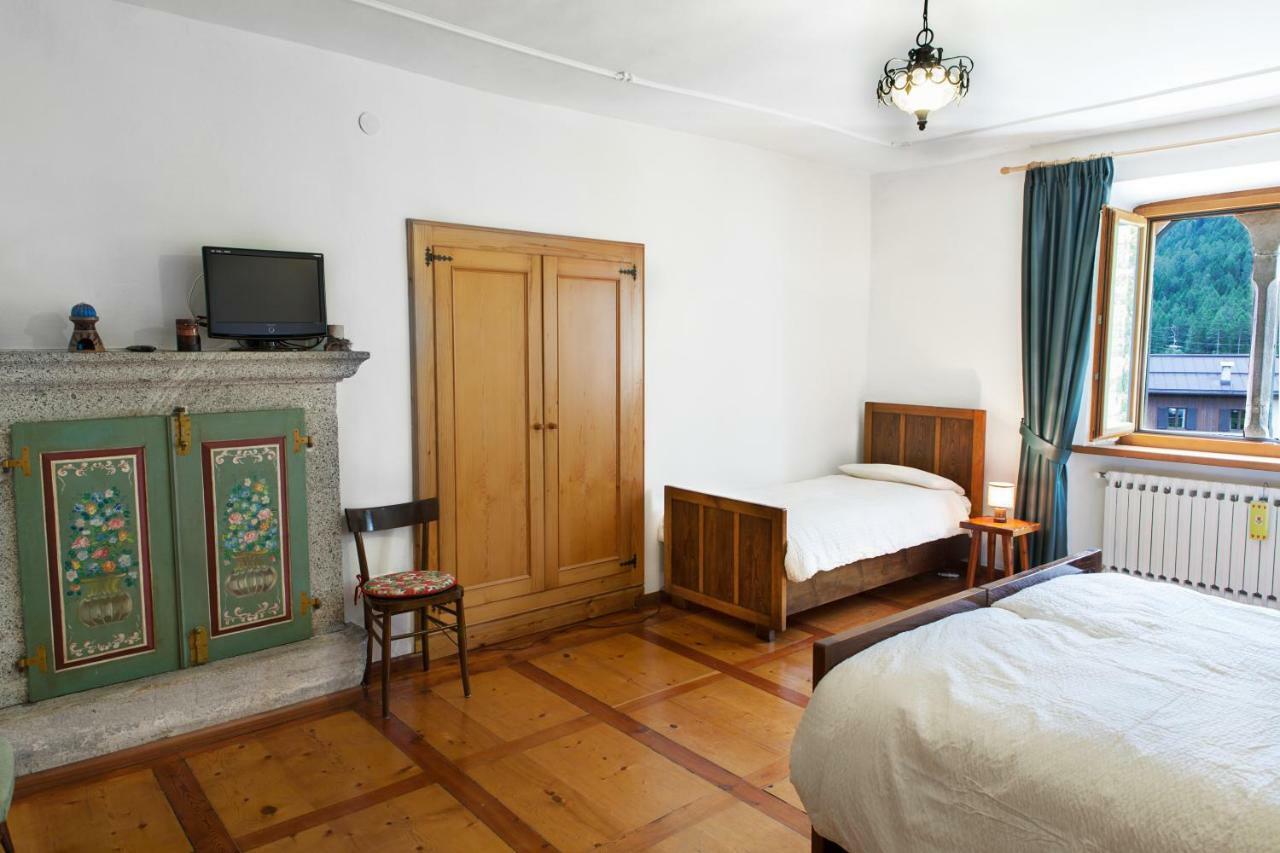 B&B Ca Dei Baroni Pellizzano Eksteriør bilde